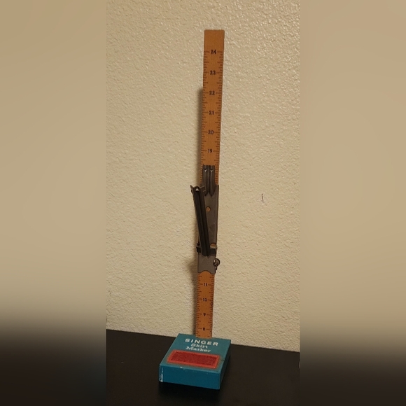 Vintage 1930s Singer Skirt Hem Marker With Pin Cushion 28" Made In USA Sewing - Picture 2 of 6